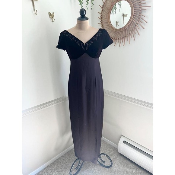 Liz Claiborne Dresses & Skirts - Vintage Liz Claiborne Brown Velvet Embroidered Evening‎ Gown Wedding Dress